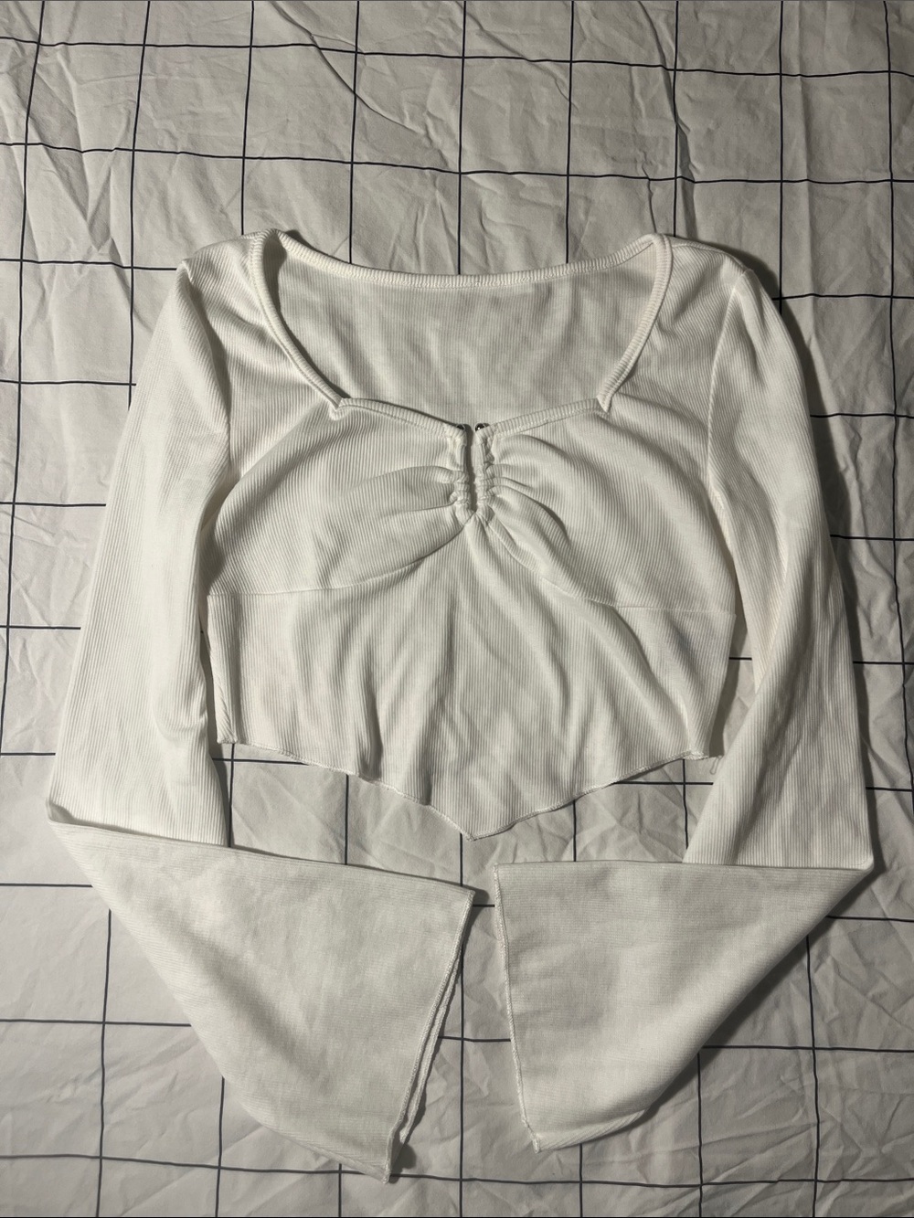 Y2K White Long-Sleeve Ruched Front Pointed Hem Crop Top